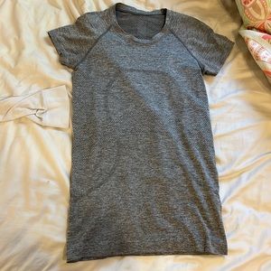lululemon gray swiftly tech size 4